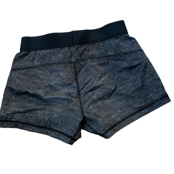 Adidas Tech-fit Medium Compression Shorts - Picture 4 of 6